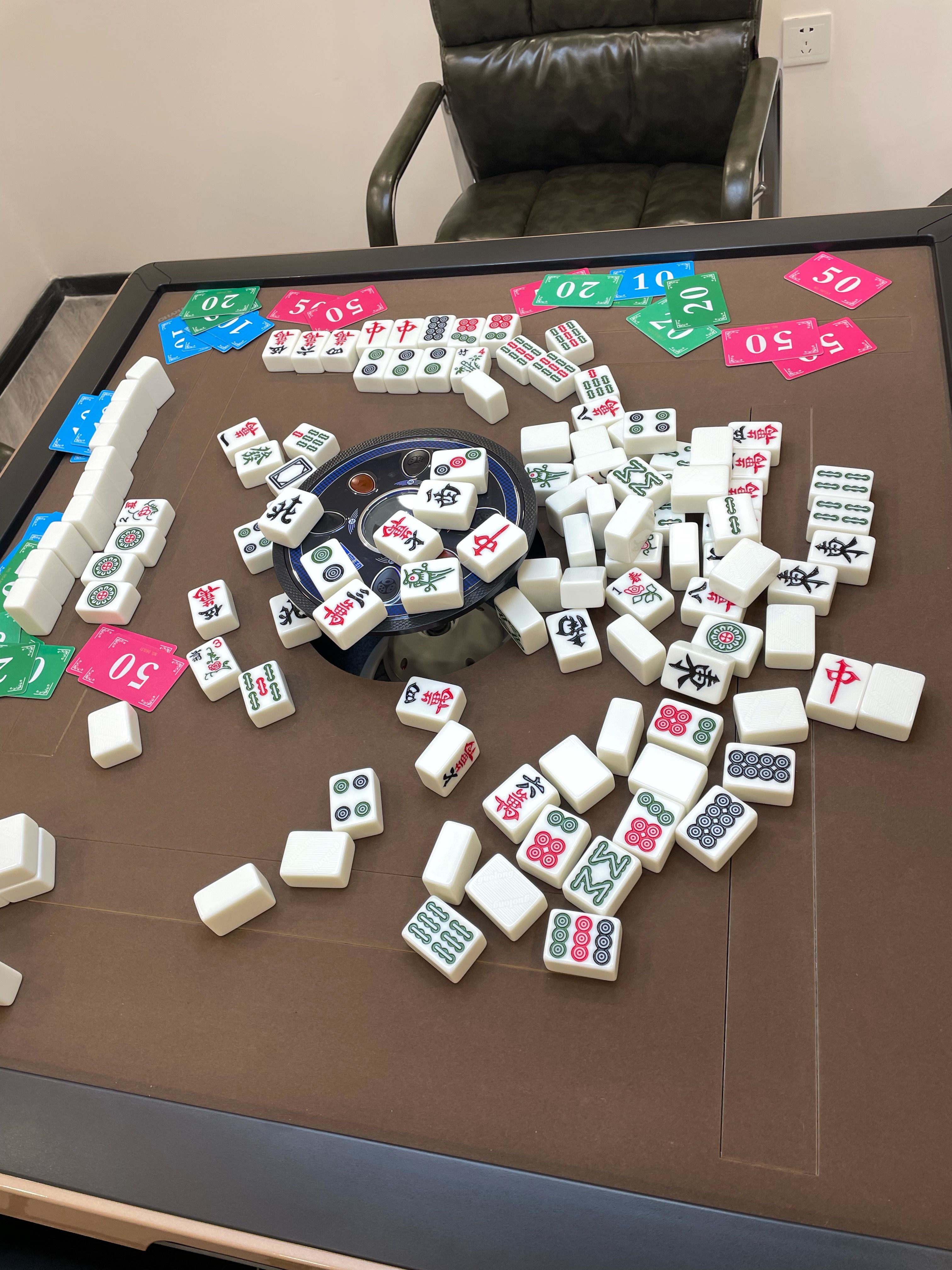 大富豪棋牌苹果手机版7388大富翁棋牌app下载-第2张图片-太平洋在线下载
